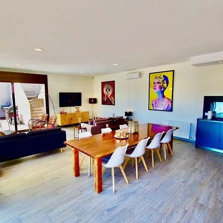 V&v Lloret- Marie Luxury House With Air Conditioning Lloret de Mar