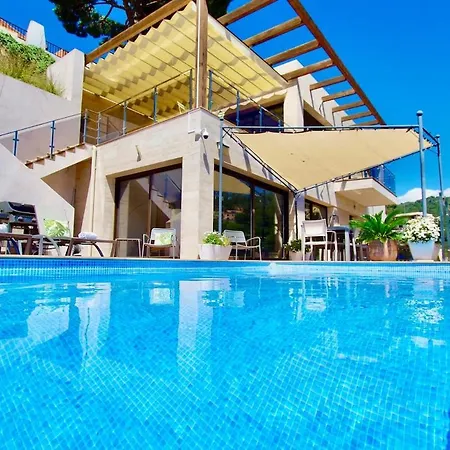 V&v Lloret- Marie Luxury House With Air Conditioning Villa